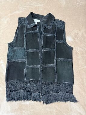 Lisa International Black Suede Crochet Fringe Patchwork Vest Vintage Size Medium
